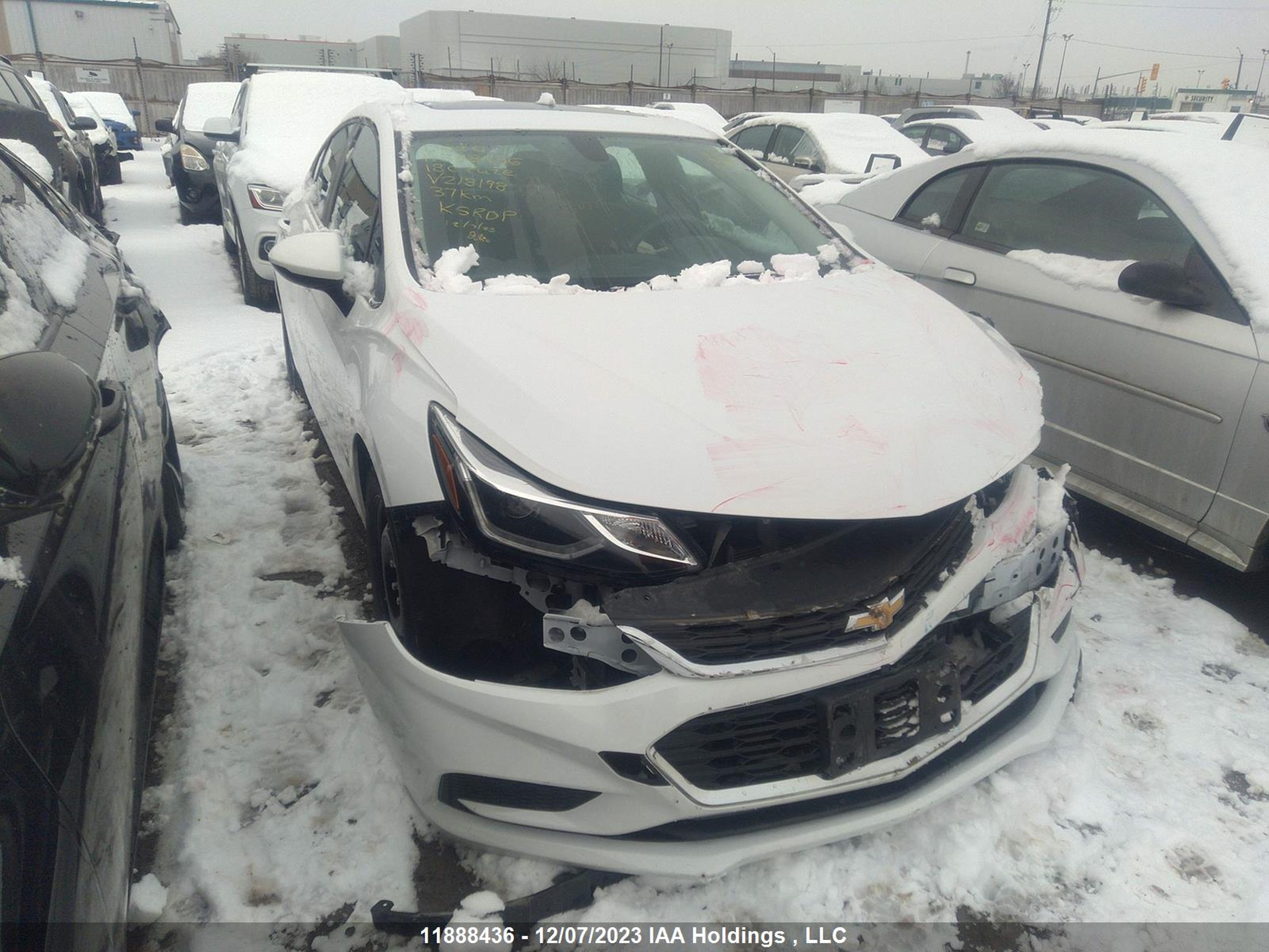 CHEVROLET CRUZE 2018 1g1be5sm5j7218198