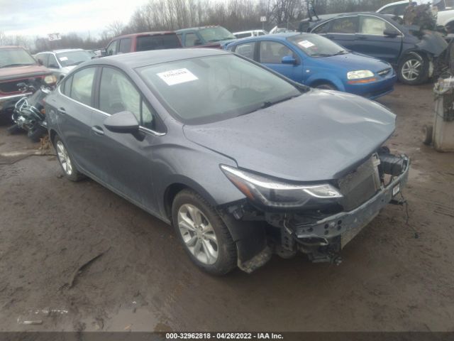 CHEVROLET CRUZE 2019 1g1be5sm5k7105692