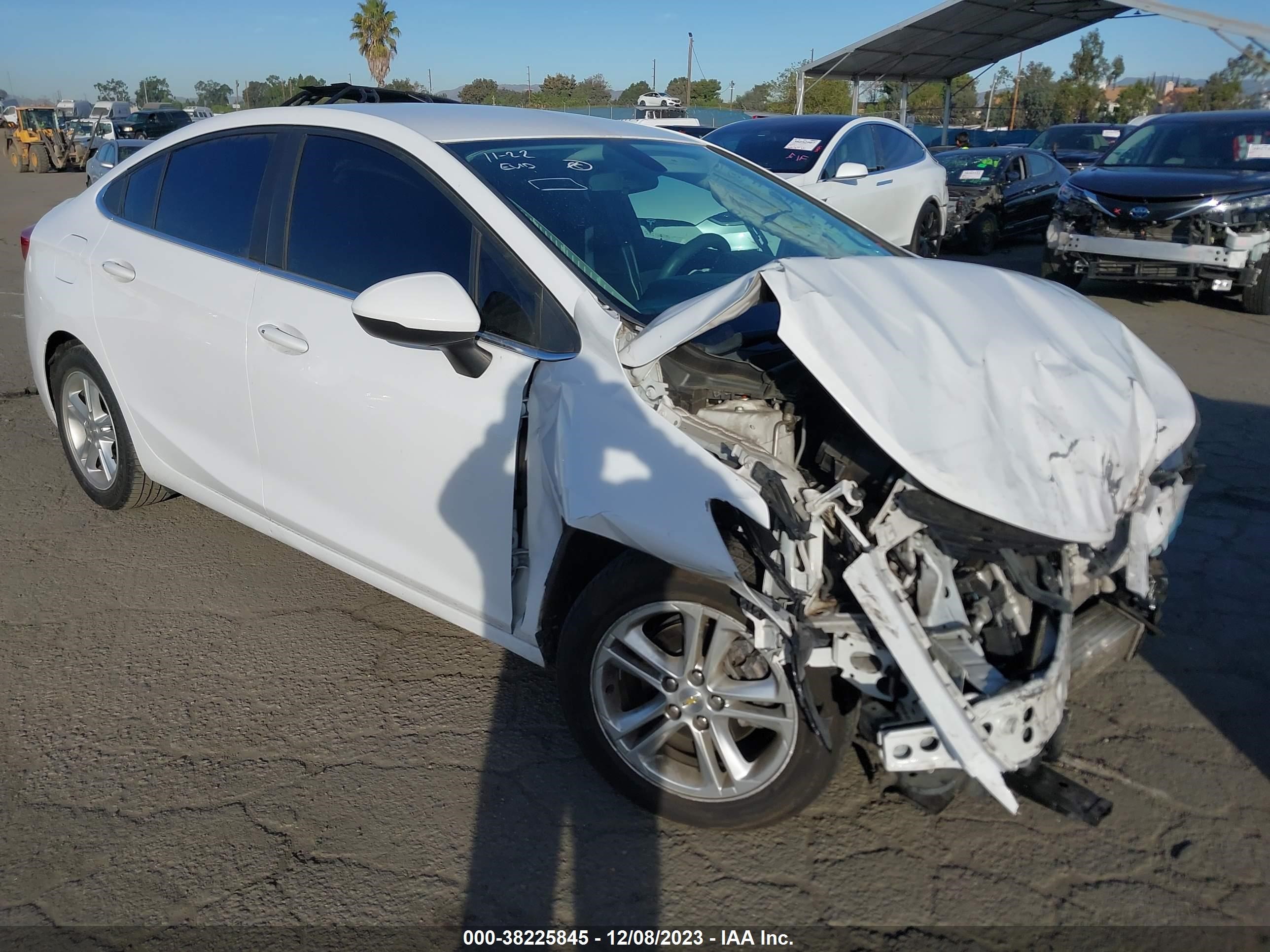 CHEVROLET CRUZE 2016 1g1be5sm6g7286759