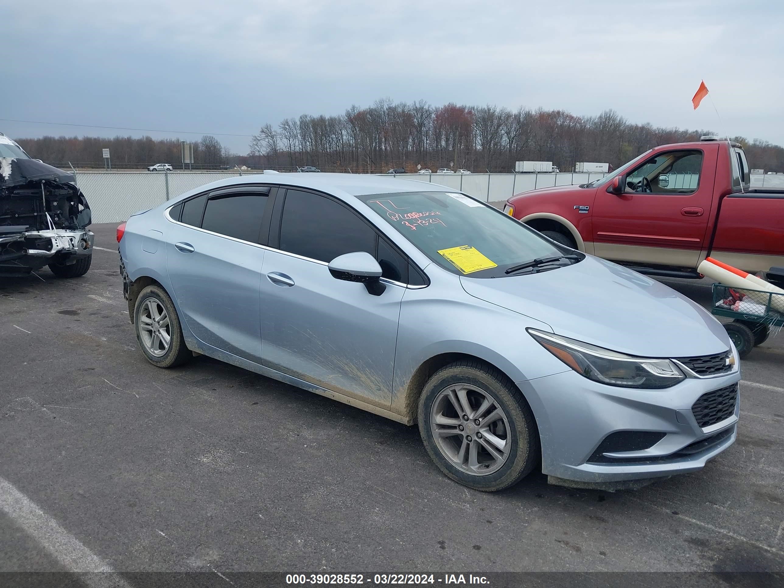 CHEVROLET CRUZE 2017 1g1be5sm6h7124910