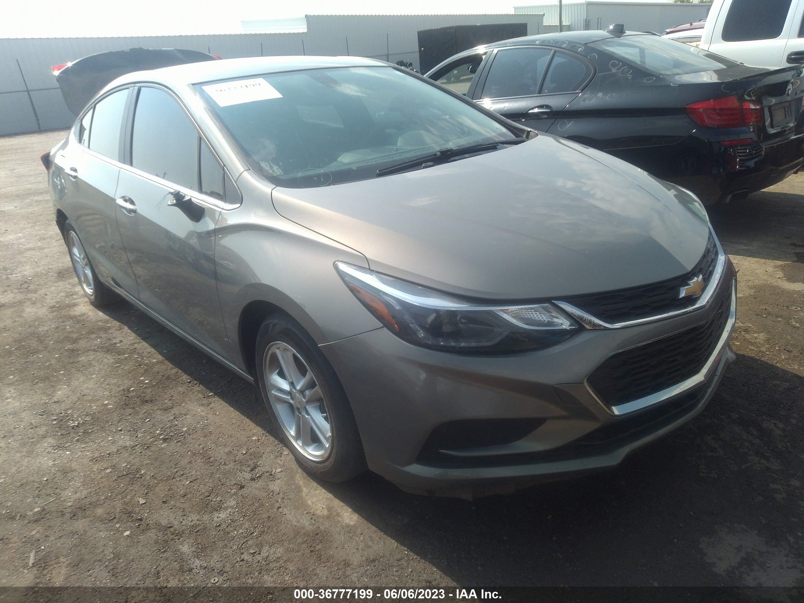 CHEVROLET CRUZE 2017 1g1be5sm6h7148964