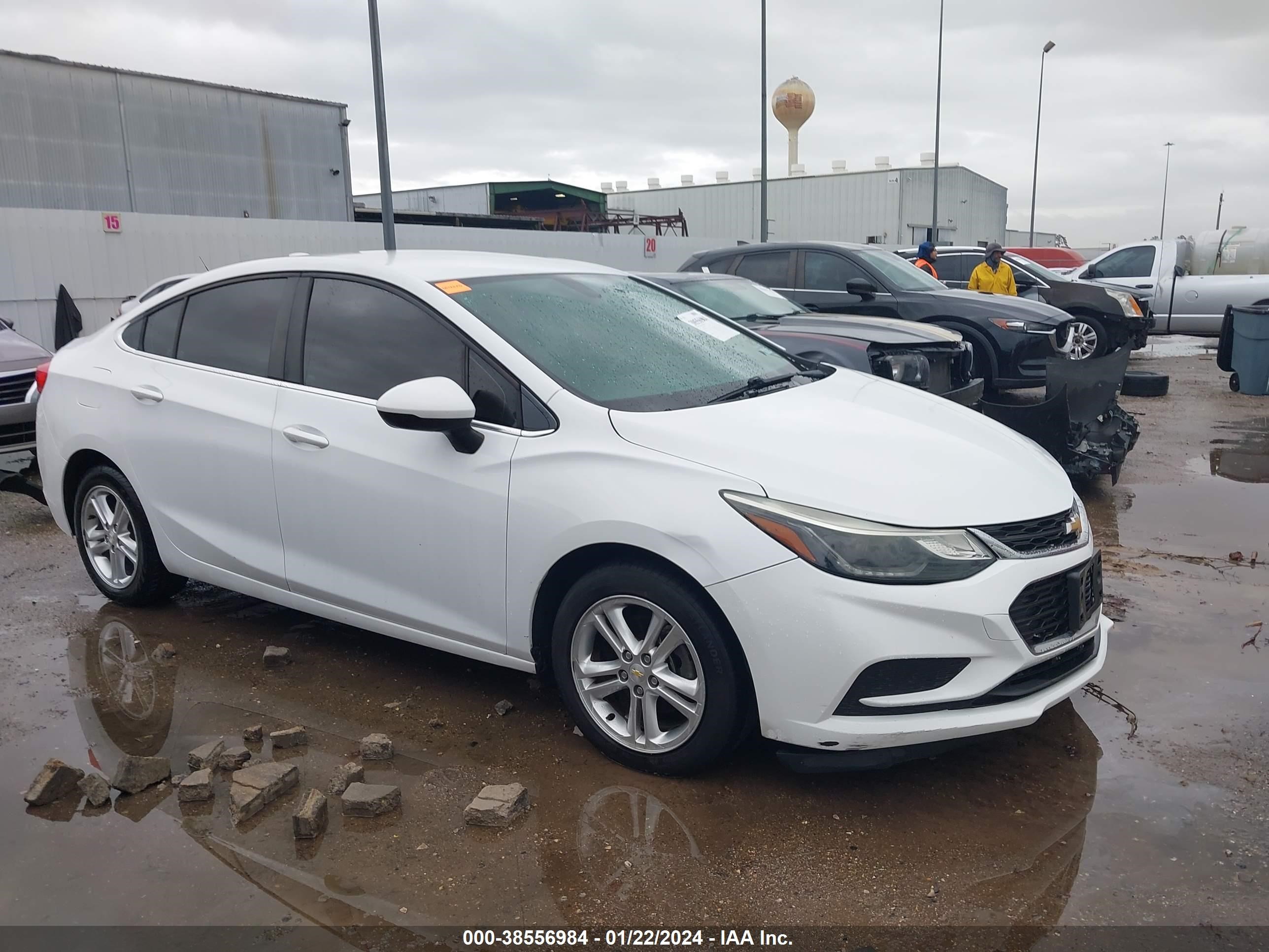 CHEVROLET CRUZE 2017 1g1be5sm6h7167899