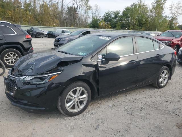 CHEVROLET CRUZE LT 2018 1g1be5sm6j7102850