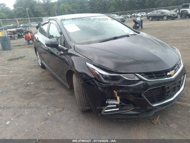 CHEVROLET CRUZE 2018 1g1be5sm6j7126453