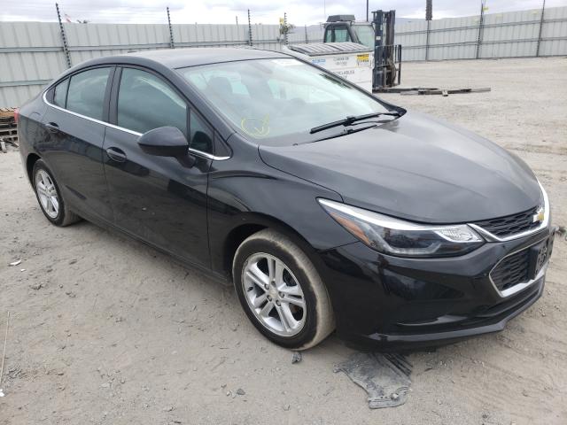 CHEVROLET CRUZE LT 2018 1g1be5sm6j7143205