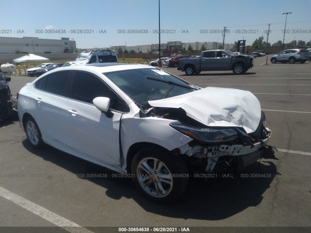 CHEVROLET CRUZE 2018 1g1be5sm6j7143818