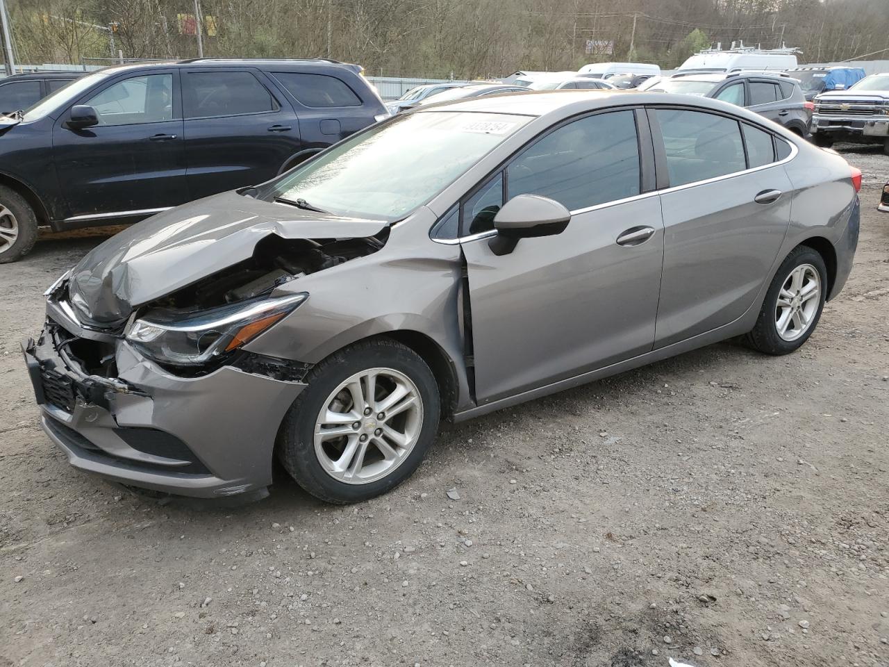 CHEVROLET CRUZE 2018 1g1be5sm6j7151594