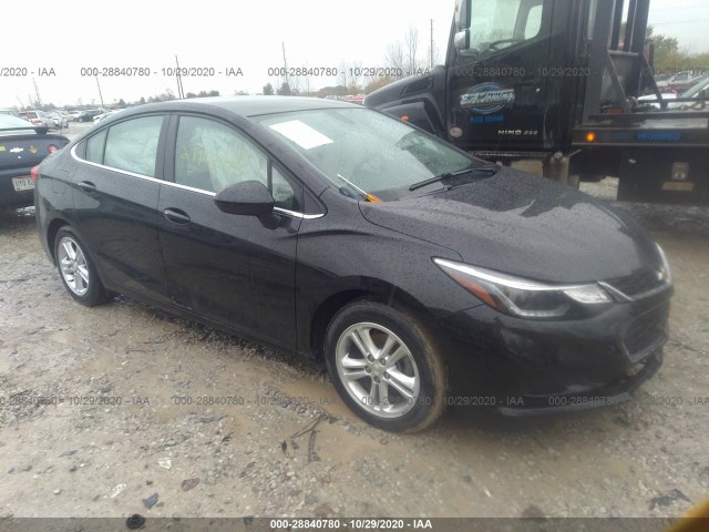 CHEVROLET CRUZE 2018 1g1be5sm6j7167858