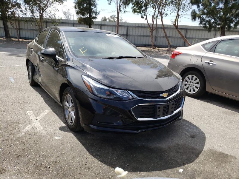 CHEVROLET CRUZE LT 2018 1g1be5sm6j7172901