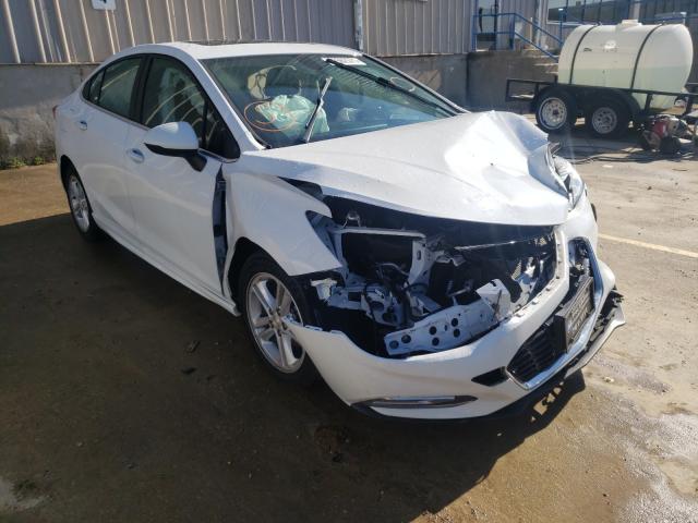 CHEVROLET CRUZE LT 2018 1g1be5sm6j7174146