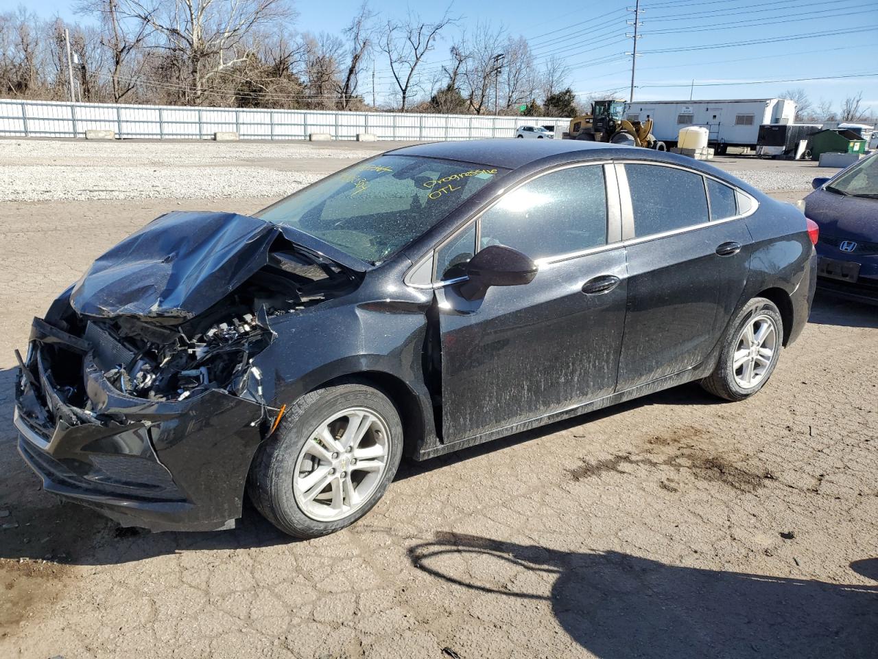 CHEVROLET CRUZE 2018 1g1be5sm6j7175779