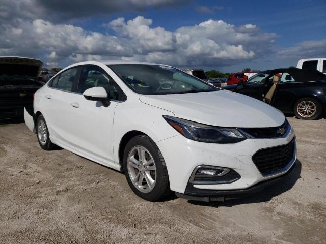 CHEVROLET CRUZE LT 2018 1g1be5sm6j7201023