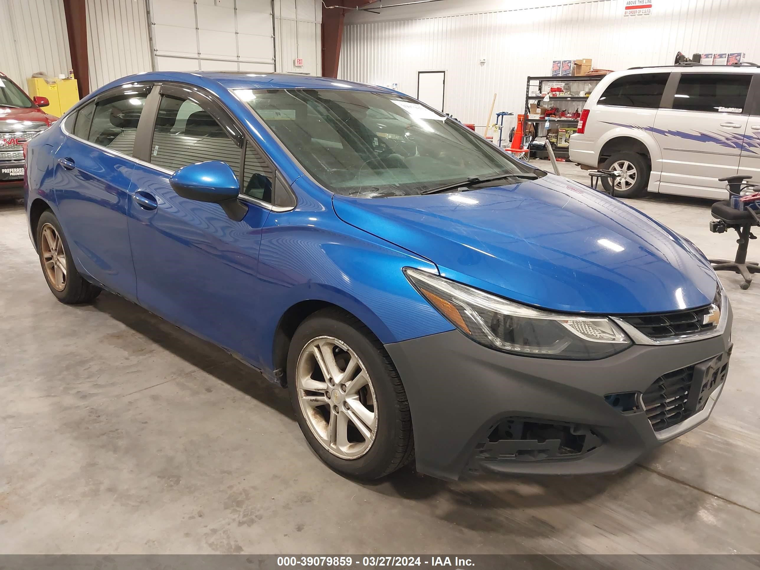 CHEVROLET CRUZE 2017 1g1be5sm7h7113219