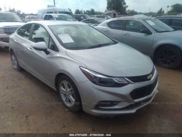 CHEVROLET CRUZE 2018 1g1be5sm7j7109600