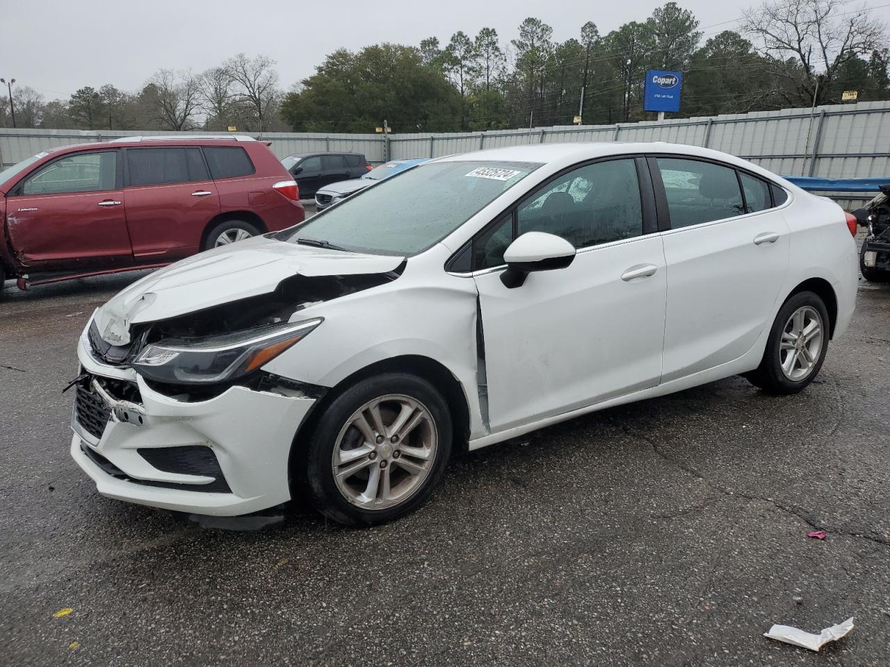 CHEVROLET CRUZE 2018 1g1be5sm7j7114621