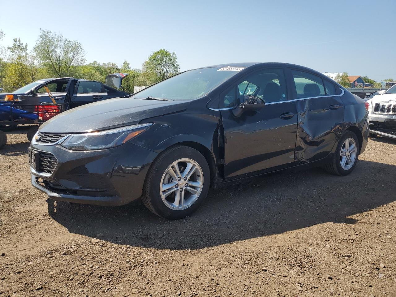 CHEVROLET CRUZE 2018 1g1be5sm7j7115879