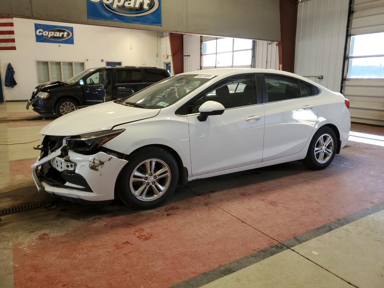 CHEVROLET CRUZE 2018 1g1be5sm7j7117678