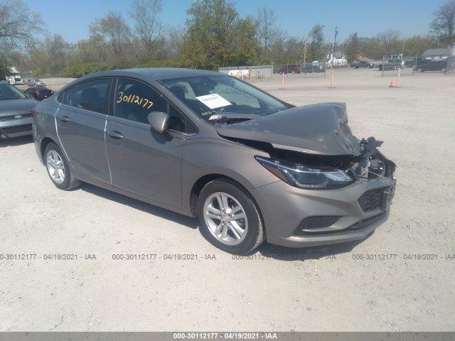 CHEVROLET CRUZE 2018 1g1be5sm7j7124369