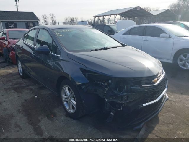 CHEVROLET CRUZE 2018 1g1be5sm7j7124436