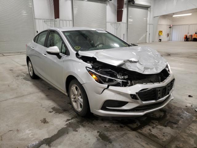 CHEVROLET CRUZE LT 2018 1g1be5sm7j7145979