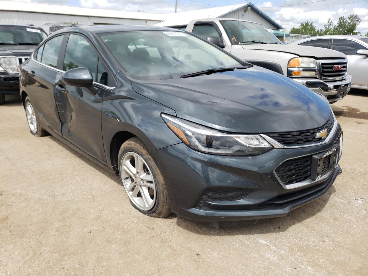 CHEVROLET CRUZE 2018 1g1be5sm7j7175158