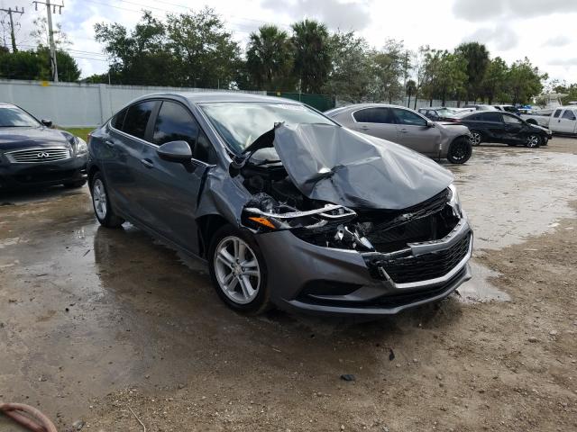 CHEVROLET CRUZE LT 2018 1g1be5sm7j7198651