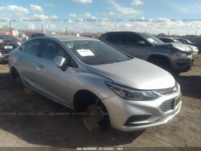 CHEVROLET CRUZE 2018 1g1be5sm7j7224889