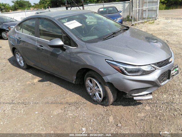 CHEVROLET CRUZE 2018 1g1be5sm7j7229333