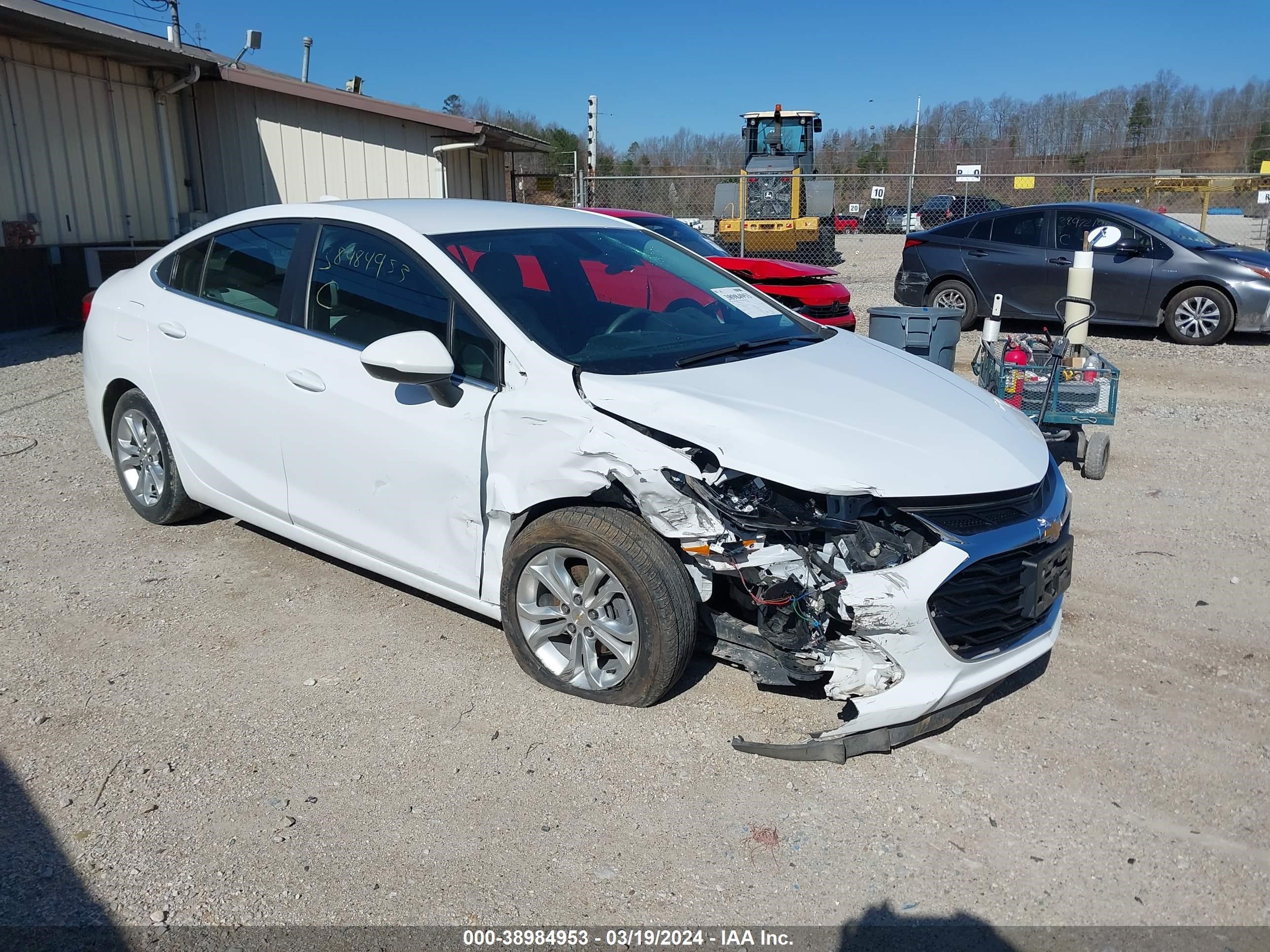 CHEVROLET CRUZE 2019 1g1be5sm7k7109520