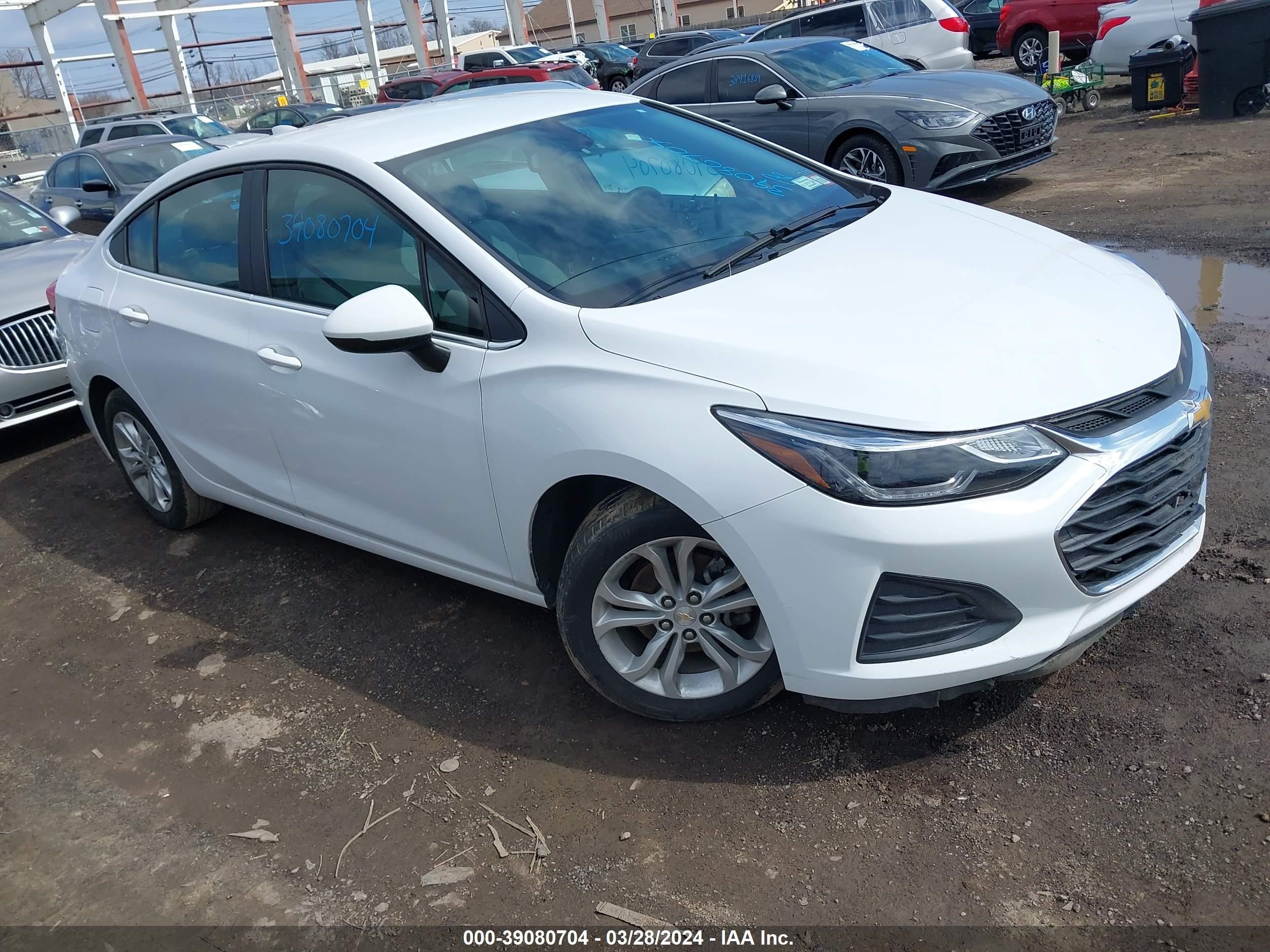 CHEVROLET CRUZE 2019 1g1be5sm7k7139956