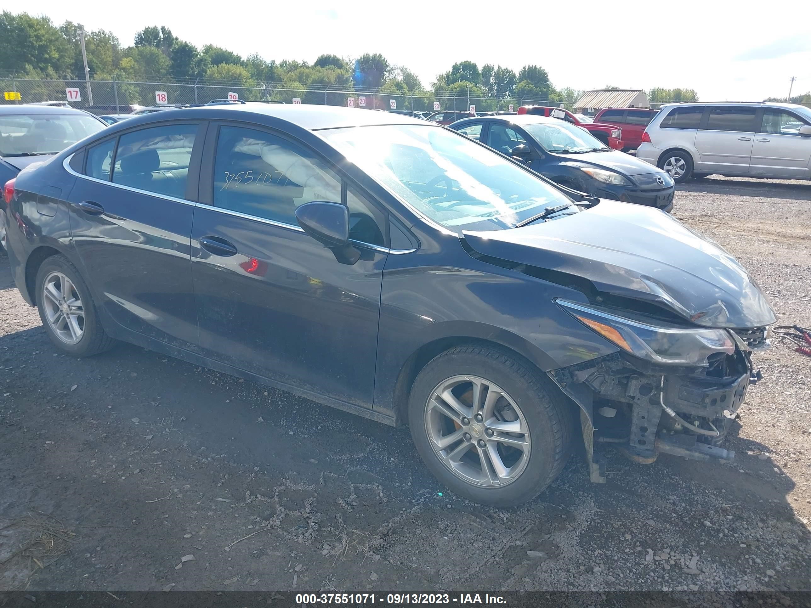 CHEVROLET CRUZE 2016 1g1be5sm8g7245338