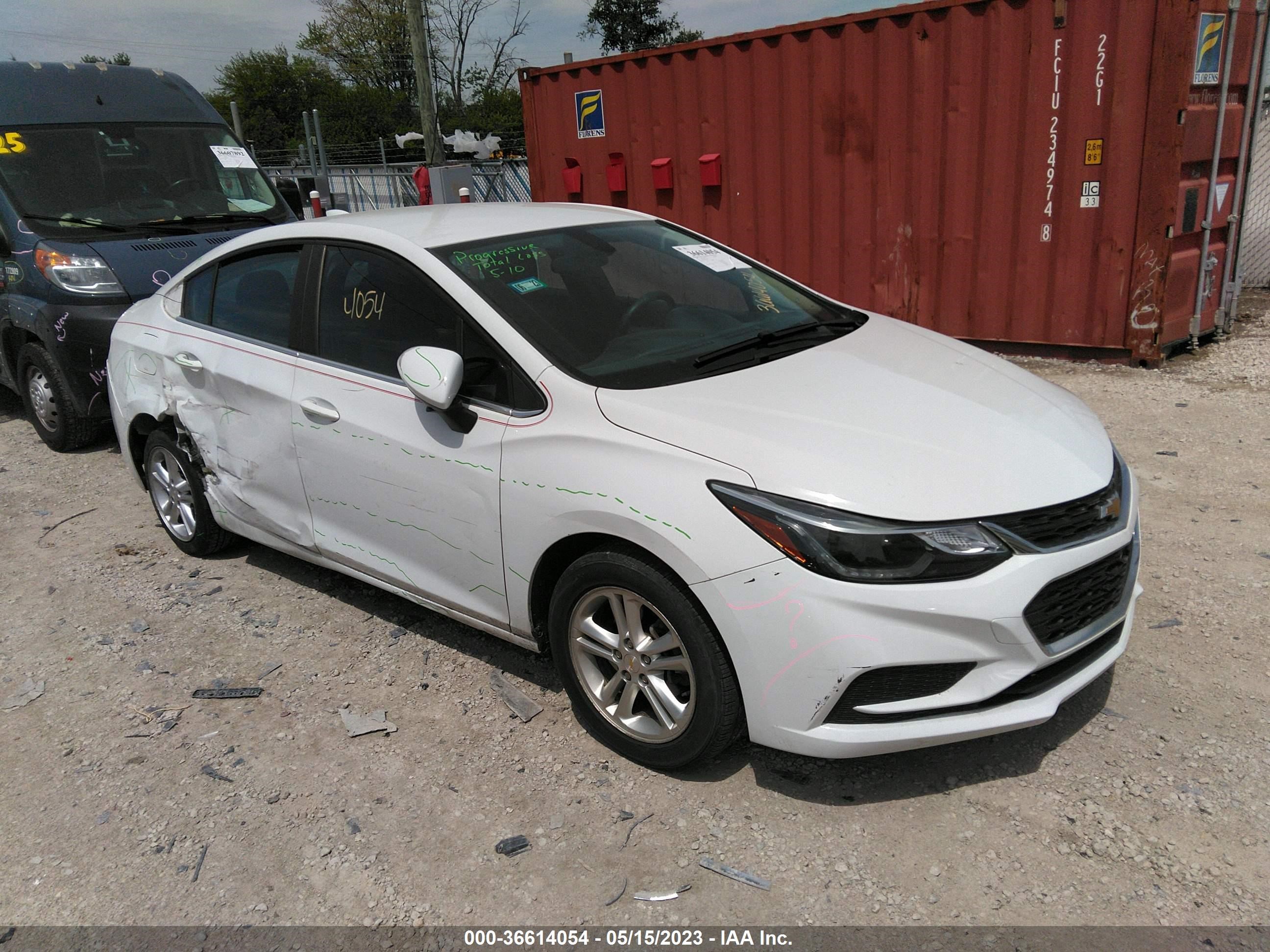 CHEVROLET CRUZE 2017 1g1be5sm8h7105971