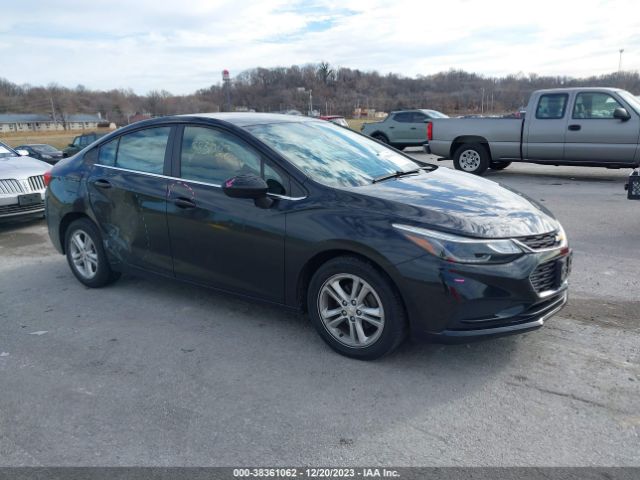 CHEVROLET CRUZE 2018 1g1be5sm8j7107869