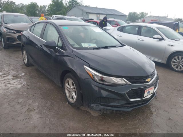 CHEVROLET CRUZE 2018 1g1be5sm8j7111601