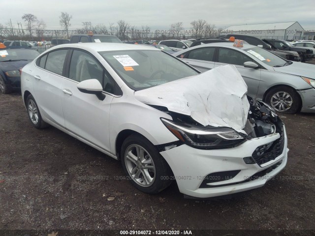 CHEVROLET CRUZE 2018 1g1be5sm8j7126664