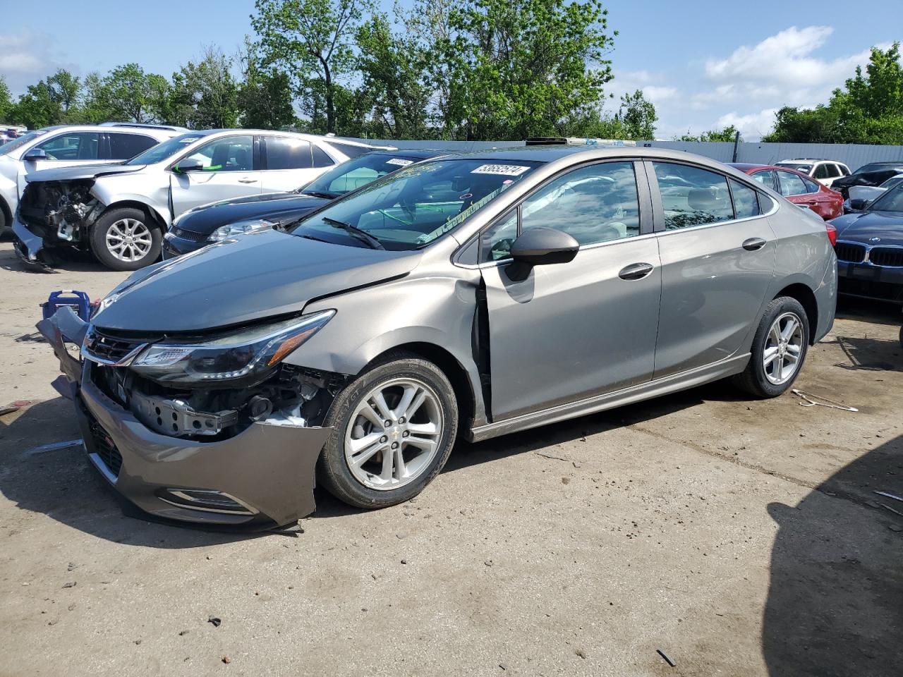 CHEVROLET CRUZE 2018 1g1be5sm8j7129516