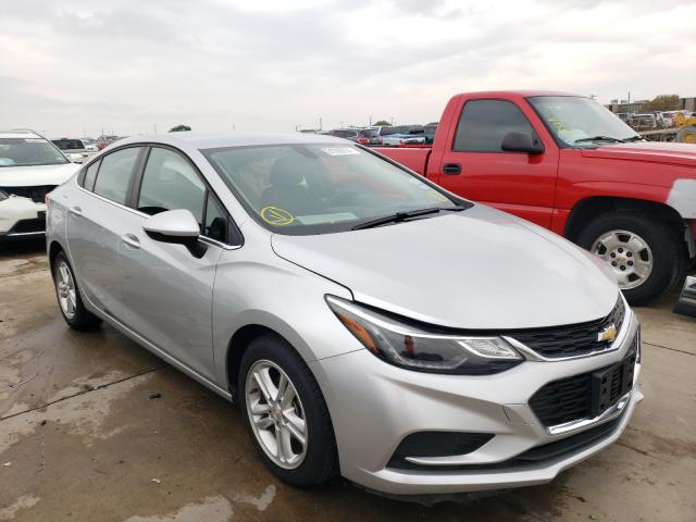 CHEVROLET CRUZE LT 2018 1g1be5sm8j7154156