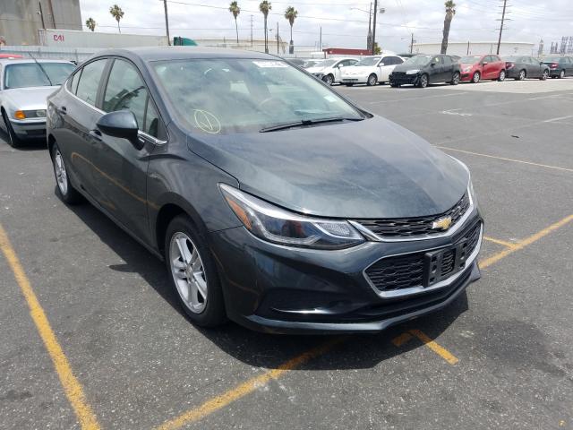 CHEVROLET CRUZE LT 2018 1g1be5sm8j7181986