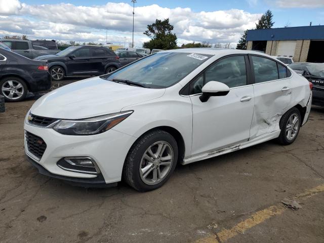 CHEVROLET CRUZE LT 2018 1g1be5sm8j7182040