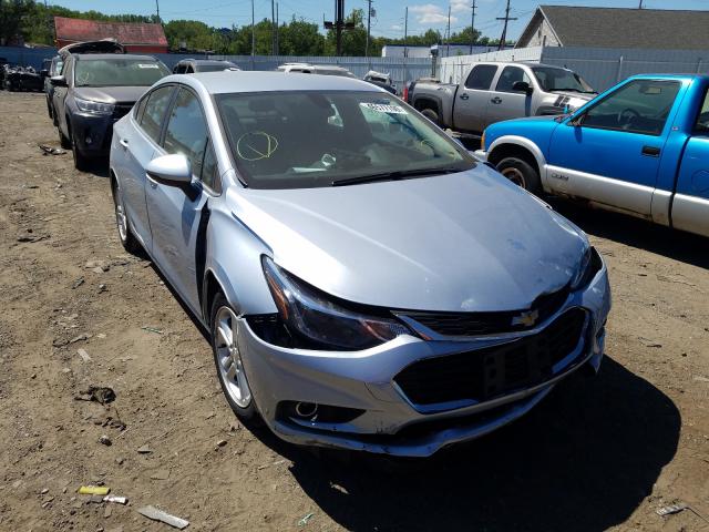 CHEVROLET CRUZE LT 2018 1g1be5sm8j7185097