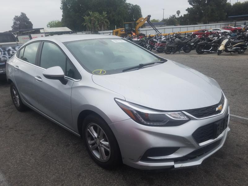 CHEVROLET CRUZE LT 2018 1g1be5sm8j7190722