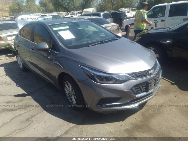 CHEVROLET CRUZE 2018 1g1be5sm8j7200293