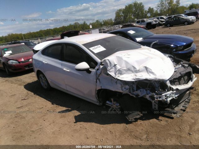 CHEVROLET CRUZE 2018 1g1be5sm8j7201119