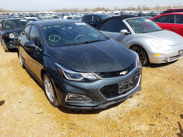 CHEVROLET CRUZE LT 2018 1g1be5sm8j7202500