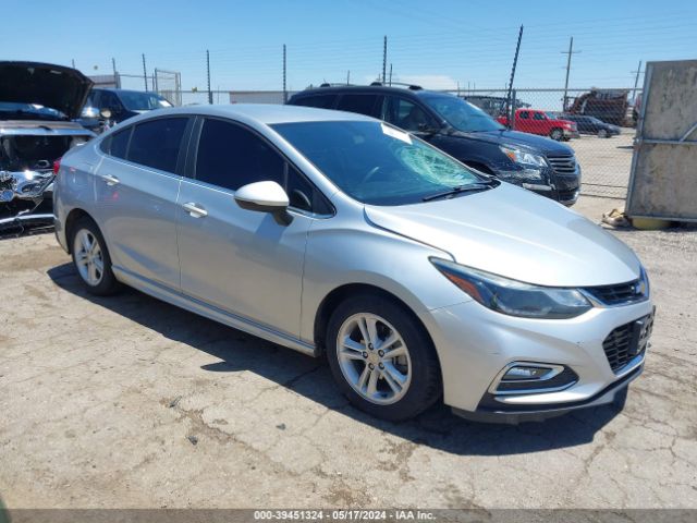 CHEVROLET CRUZE 2018 1g1be5sm8j7204750