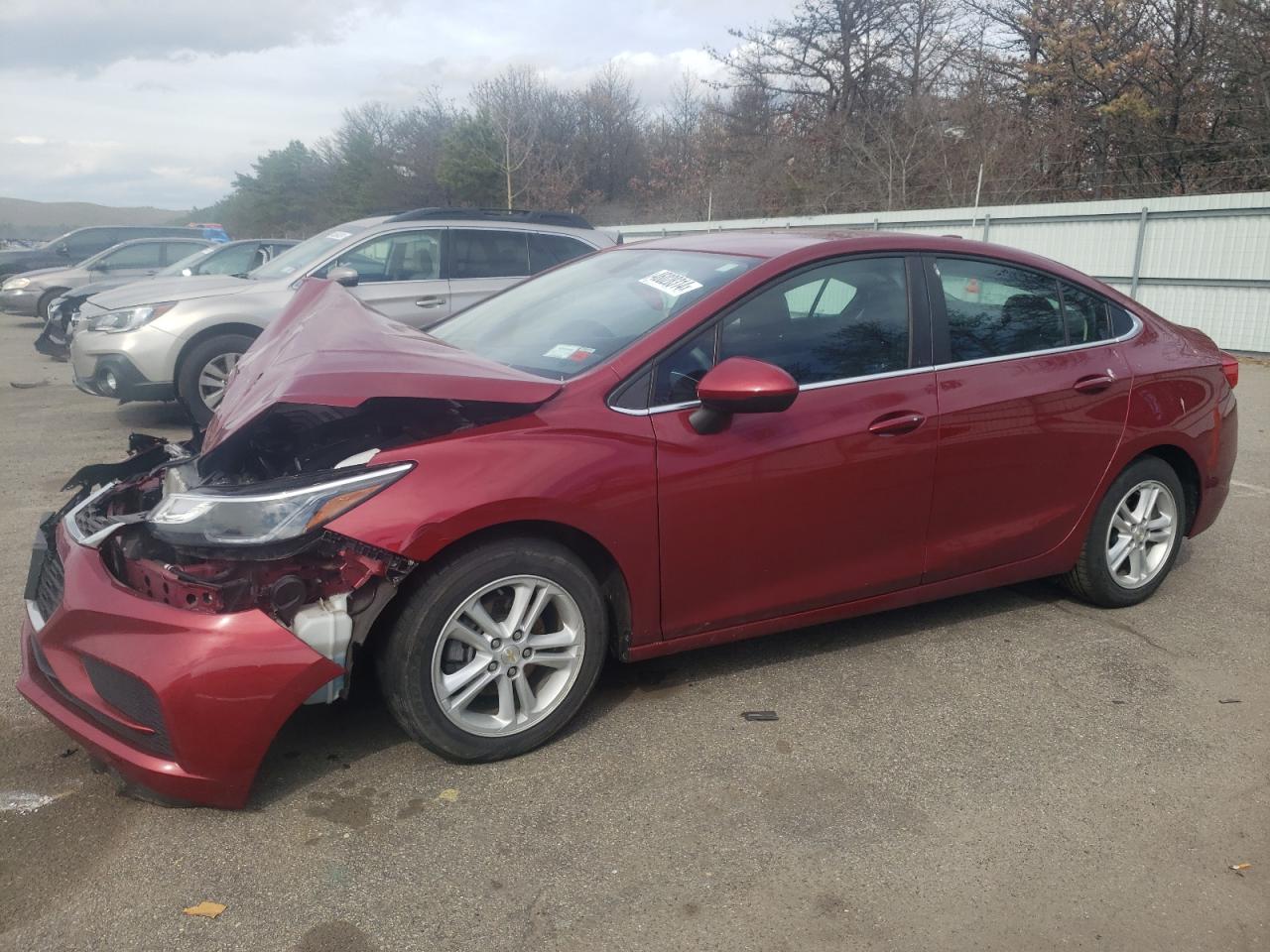 CHEVROLET CRUZE 2018 1g1be5sm8j7210029