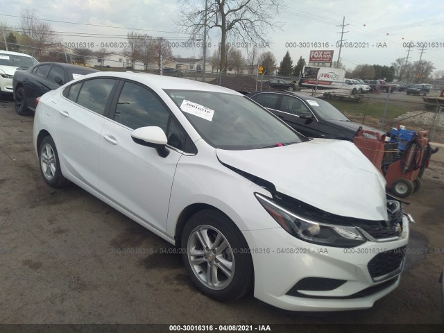 CHEVROLET CRUZE 2018 1g1be5sm8j7211780