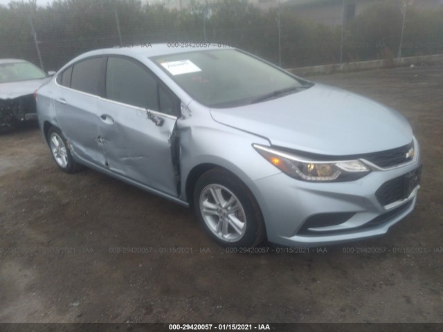 CHEVROLET CRUZE 2018 1g1be5sm8j7217871