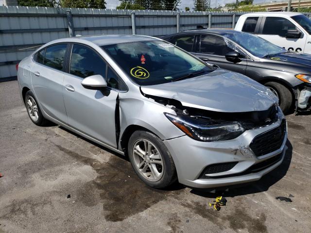 CHEVROLET CRUZE LT 2018 1g1be5sm8j7241989