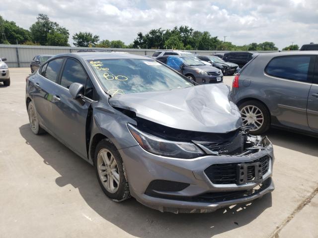 CHEVROLET CRUZE LT 2018 1g1be5sm8j7245797